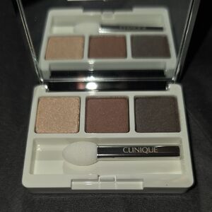 Clinique Eyeshadow Palette - Shimmering Neutrals